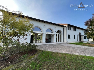 Villa in vendita a Quinto Di Treviso