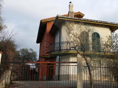 Villa in vendita a Ranzo