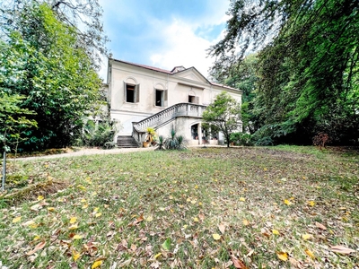 Villa in vendita a Romagnano Sesia