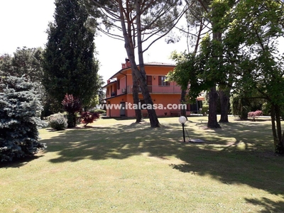 Villa in vendita a San Paolo D'Argon