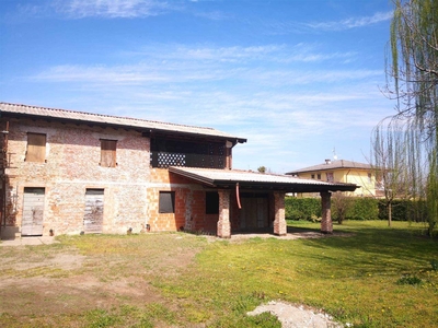 Villa in vendita a Secugnago