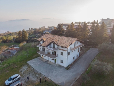 Villa in vendita a Trentinara