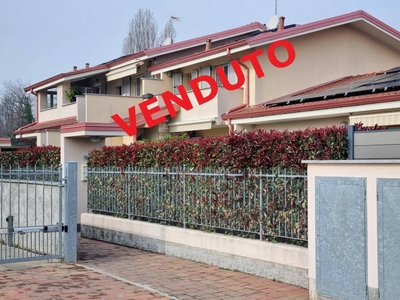 Villa in vendita a Vaprio D'Adda