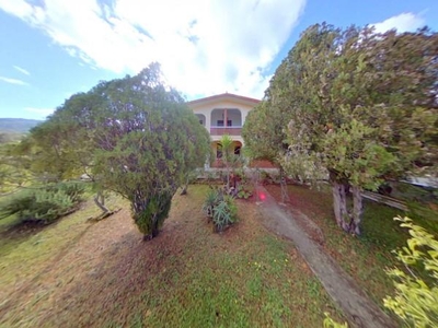 Villa plurifamiliare in vendita a Torretta