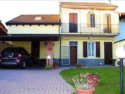 Villa unifamiliare in vendita a Cameri