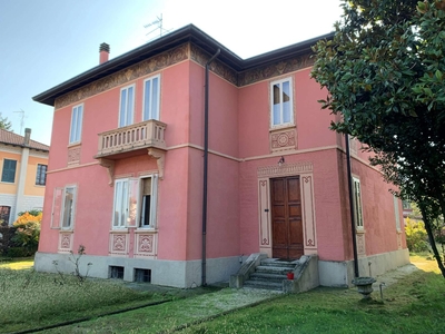 Villa unifamiliare in vendita a Curtatone