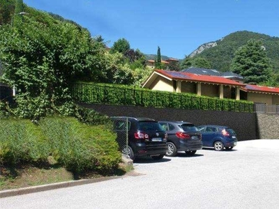 Villa unifamiliare in vendita a Erba