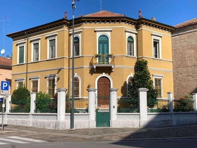 Villa unifamiliare in vendita a Mantova