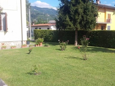 Villa unifamiliare in vendita a Montignoso