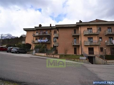 Appartamenti Sarnano contrada Romani 424 cucina: A vista,