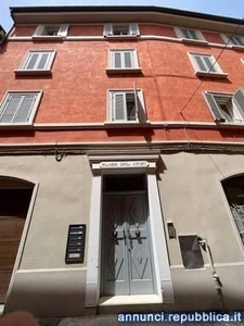 Appartamenti Modena Centro storico Via Francesco Rismondo 28 cucina: A vista,