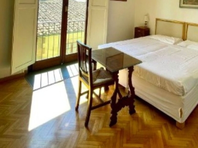 Appartamento con 2 camere da letto in affitto nel Distretto 1, Firenze