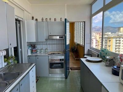 Appartamento di 162 mq in vendita - Palermo