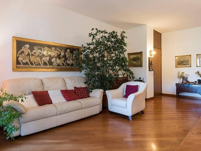 Prestigioso appartamento in vendita Residenza Seminario, Segrate, Milano, Lombardia