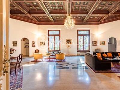 Appartamento di lusso di 358 m² in vendita Via bolognese, Firenze, Toscana
