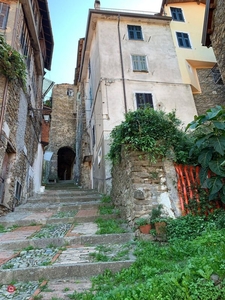 Appartamento in Affitto in Via Piè Castello a Castel Vittorio