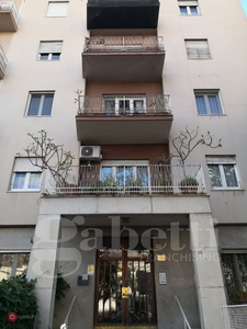 Appartamento in Affitto in Viale Croce Rossa 10 a Palermo