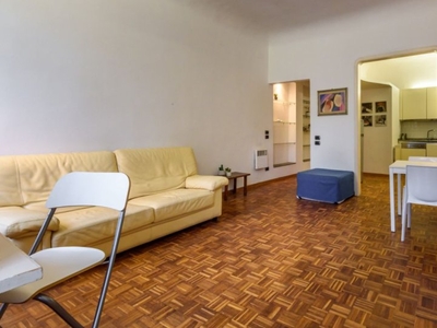 Appartamento in affitto sito in Via Montebello, Firenze