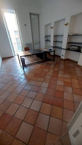 Appartamento in vendita a Alessandria, Centro-P.zza Garibaldi