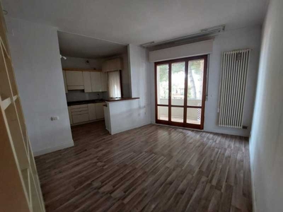 Appartamento in Vendita ad San Giuliano Terme - 135000 Euro