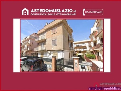 Appartamento ubicato a Roma (RM) in