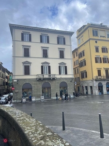 Attico/Mansarda in Affitto in Lungarno Amerigo Vespucci a Firenze