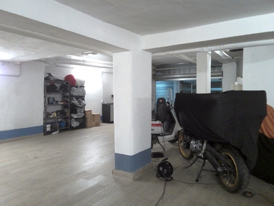 Garage di 131 mq in vendita - Roma