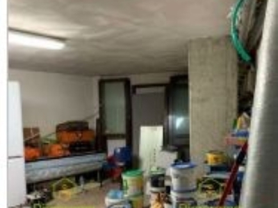 Garage in vendita a Firenze via Luciano Bausi
