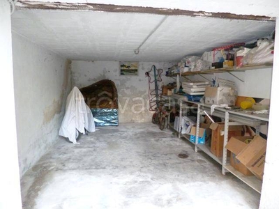 Garage in vendita a Poggibonsi