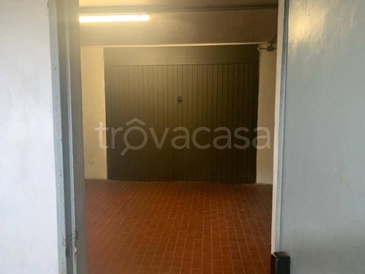 Garage in vendita a Siena via Pietro Nenni, 2