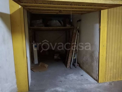 Garage in vendita a Trento via Maccani, 1