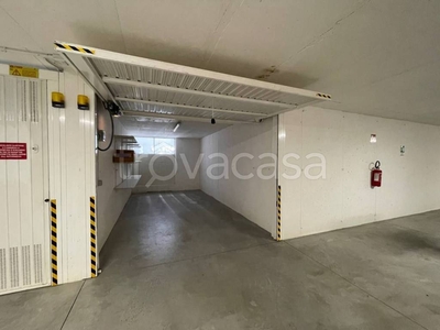 Garage in vendita a Trento via Padre Eusebio Chini, 11