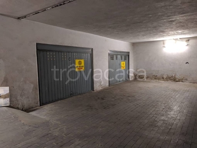 Garage in vendita ad Avola la marmora
