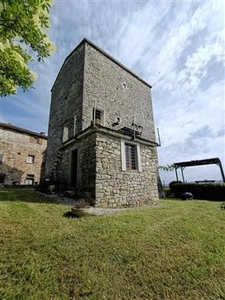 Indipendente - Casale a Villafranca in Lunigiana