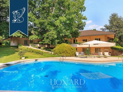 Esclusiva villa di 1100 mq in vendita Casatenovo, Lombardia
