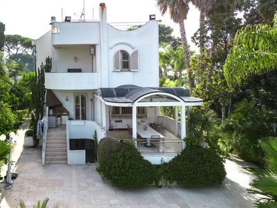Villa in vendita Corso Alcide De Gasperi, Bari, Puglia