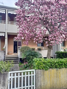 Villa con terrazzo a Udine