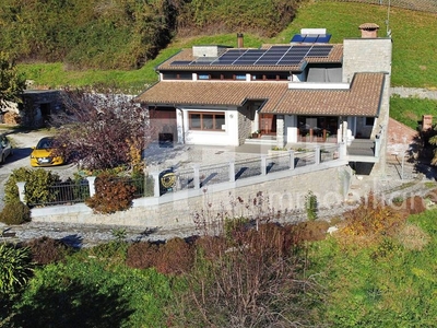 Villa di 423 mq in vendita via Ramandolo, Tarcento, Friuli Venezia Giulia