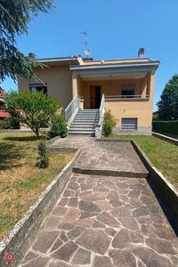 Villa in Affitto in a Parma
