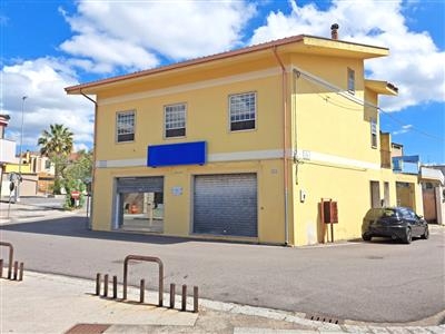 Stabile/Palazzo in Vendita a 215.000€