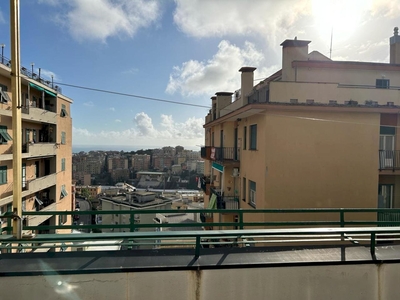 APPARTAMENTO a Borgoratti, Genova