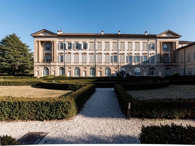 Prestigioso appartamento di 240 m² in vendita Merate, Italia