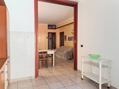 Appartamento in Affitto a Catanzaro, zona Catanzaro Lido, 2'100€, 145 m², arredato