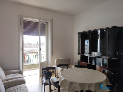 Appartamento in Affitto a Terni, 500€, 100 m²