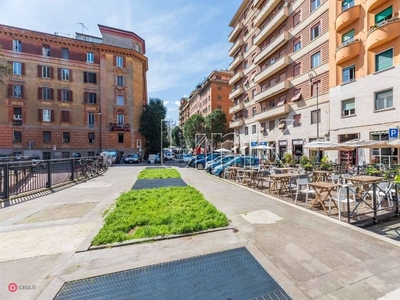 Appartamento in Affitto in Piazza Melozzo da Forlì a Roma