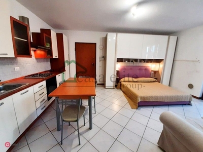 Appartamento in Affitto in Via Basilicata 9 a Carpiano