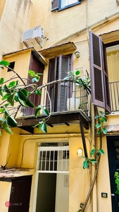 Appartamento in Affitto in Via del Boschetto a Roma