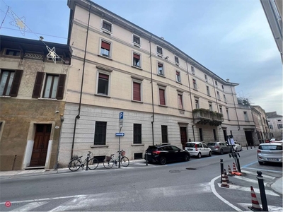 Appartamento in Affitto in Via Giuseppe Bertani a Mantova