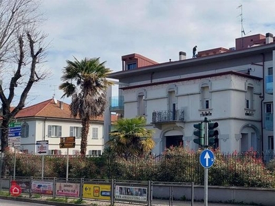 Attico/Mansarda in Affitto in Via F. Confalonieri 133 a Villasanta