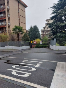 Box - Garage - Posto Auto in Vendita a Rivoli